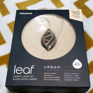 Bellabeat Leaf Urban activity tracker